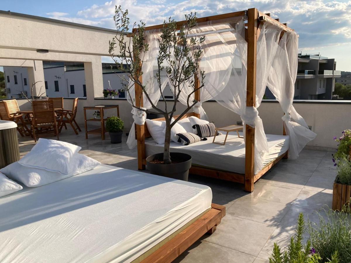 Appartamento Rooftop Spa Traù Esterno foto